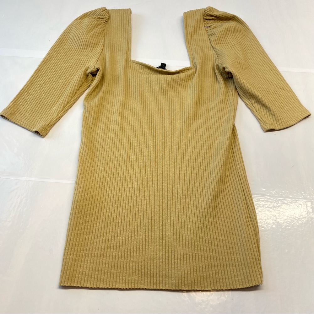 THE RANGE Ribbed Knit Puff Sleeve Neutral Classic Top  Beige Tan Size Small - Picture 10 of 17